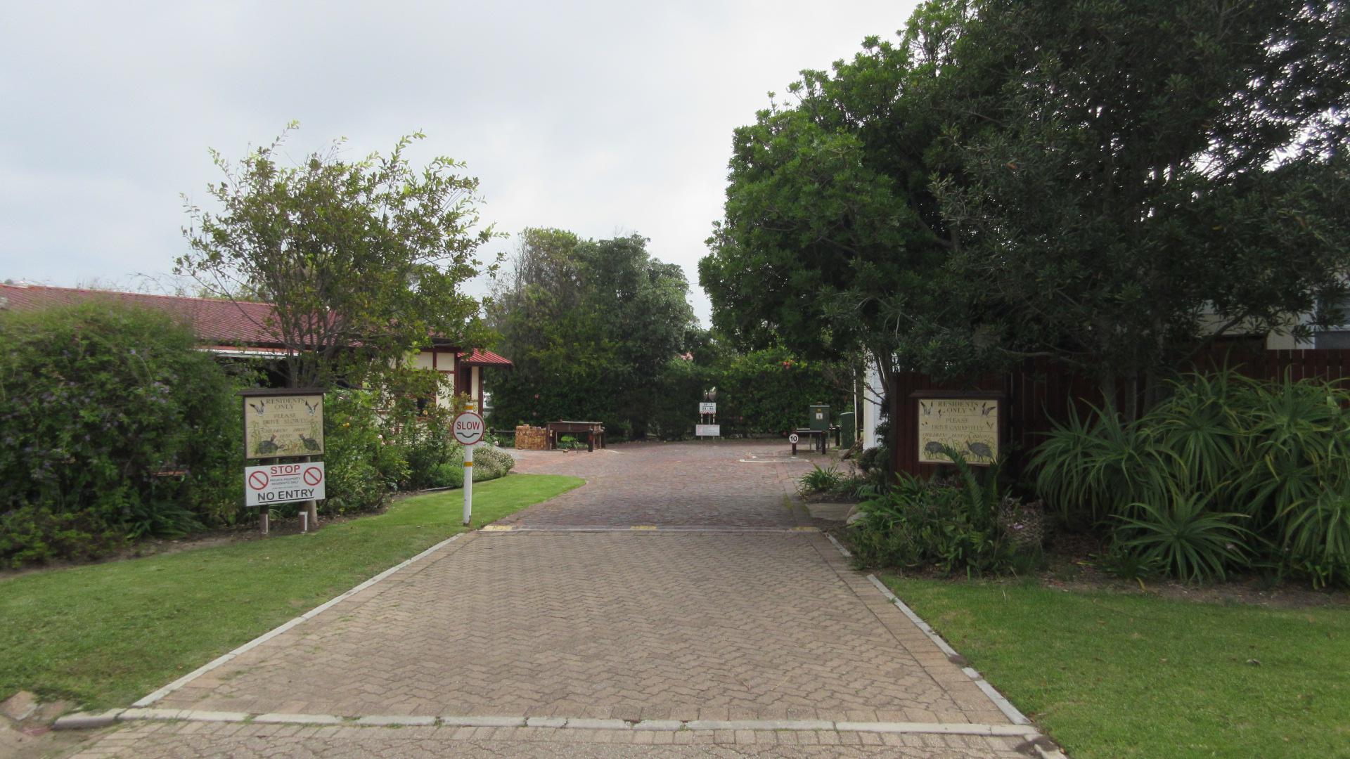 Front View of property in Keurboomstrand