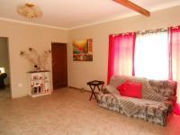Lounges - 16 square meters of property in Krugersdorp