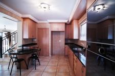 Kitchen - 21 square meters of property in Silverwoods Country Estate