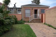 2 Bedroom 1 Bathroom House for Sale for sale in Vredekloof