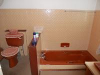 Main Bathroom - 7 square meters of property in Scottburgh