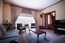 Formal Lounge of property in Woodhill Golf Estate