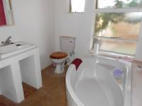 Main Bathroom - 18 square meters of property in Meyerton