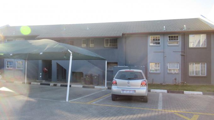 Standard Bank SIE Sale In Execution 2 Bedroom Cluster for Sale in Bramley View - MR117684