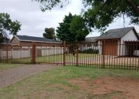 Front View of property in Clayville