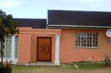 3 Bedroom 2 Bathroom House for Sale for sale in Uitenhage