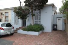 2 Bedroom 2 Bathroom House for Sale for sale in Plumstead