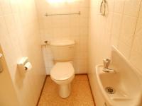 Bathroom 2 - 2 square meters of property in Walkerville