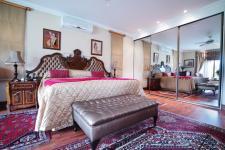 Main Bedroom - 59 square meters of property in Woodhill Golf Estate