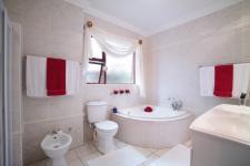 Main Bathroom - 15 square meters of property in Woodhill Golf Estate