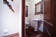 Bathroom 1 - 8 square meters of property in Woodhill Golf Estate