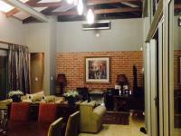 Lounges - 13 square meters of property in Bronkhorstspruit