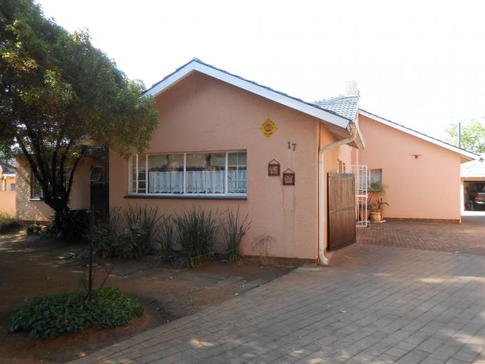 4 Bedroom House for Sale For Sale in Kempton Park - Private Sale - MR117862