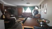 Lounges - 25 square meters of property in Rustenburg