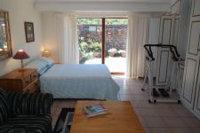 Bed Room 1 - 24 square meters of property in Bettys Bay