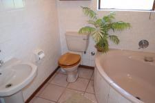 Bathroom 2 - 8 square meters of property in Bettys Bay