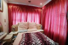 Bed Room 1 - 13 square meters of property in Willow Acres Estate