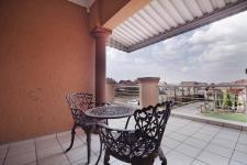 Patio - 58 square meters of property in Willow Acres Estate