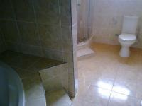 Main Bathroom - 9 square meters of property in Dalpark