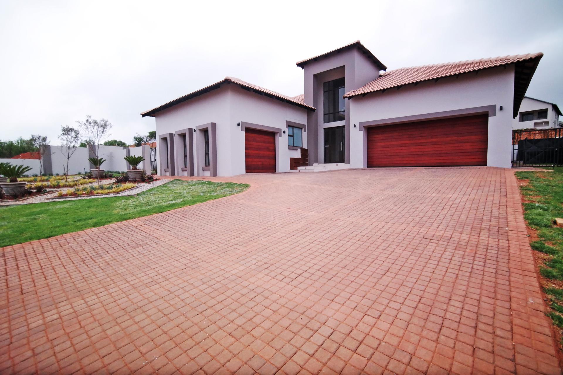 Front View of property in The Wilds Estate