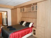 Bed Room 4 - 18 square meters of property in Vanderbijlpark