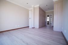 Main Bedroom - 23 square meters of property in Newmark Estate
