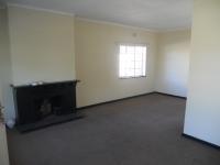 Lounges - 23 square meters of property in Estcourt