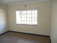 Bed Room 2 - 15 square meters of property in Estcourt