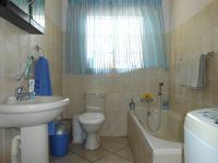 Main Bathroom - 6 square meters of property in Rustenburg