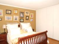 Main Bedroom - 20 square meters of property in Kengies