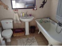 Bathroom 1 of property in Kimberley