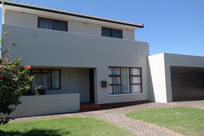 3 Bedroom House for Sale For Sale in Melkbosstrand - Private Sale - MR118224