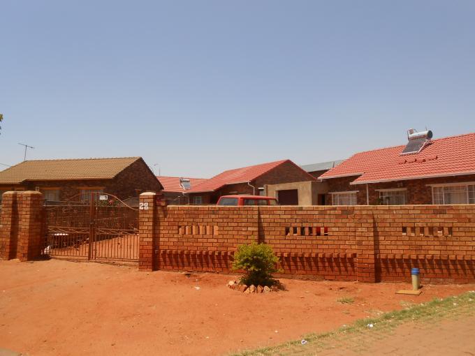 Standard Bank SIE Sale In Execution 3 Bedroom House for Sale in Eldorado Park AH - MR118257