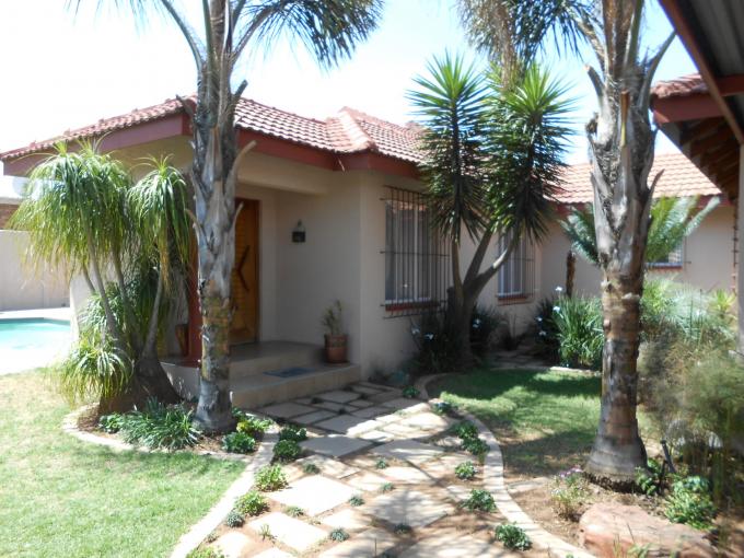 5 Bedroom House for Sale For Sale in Benoni - Home Sell - MR118288