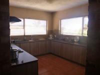 Kitchen of property in Rangeview