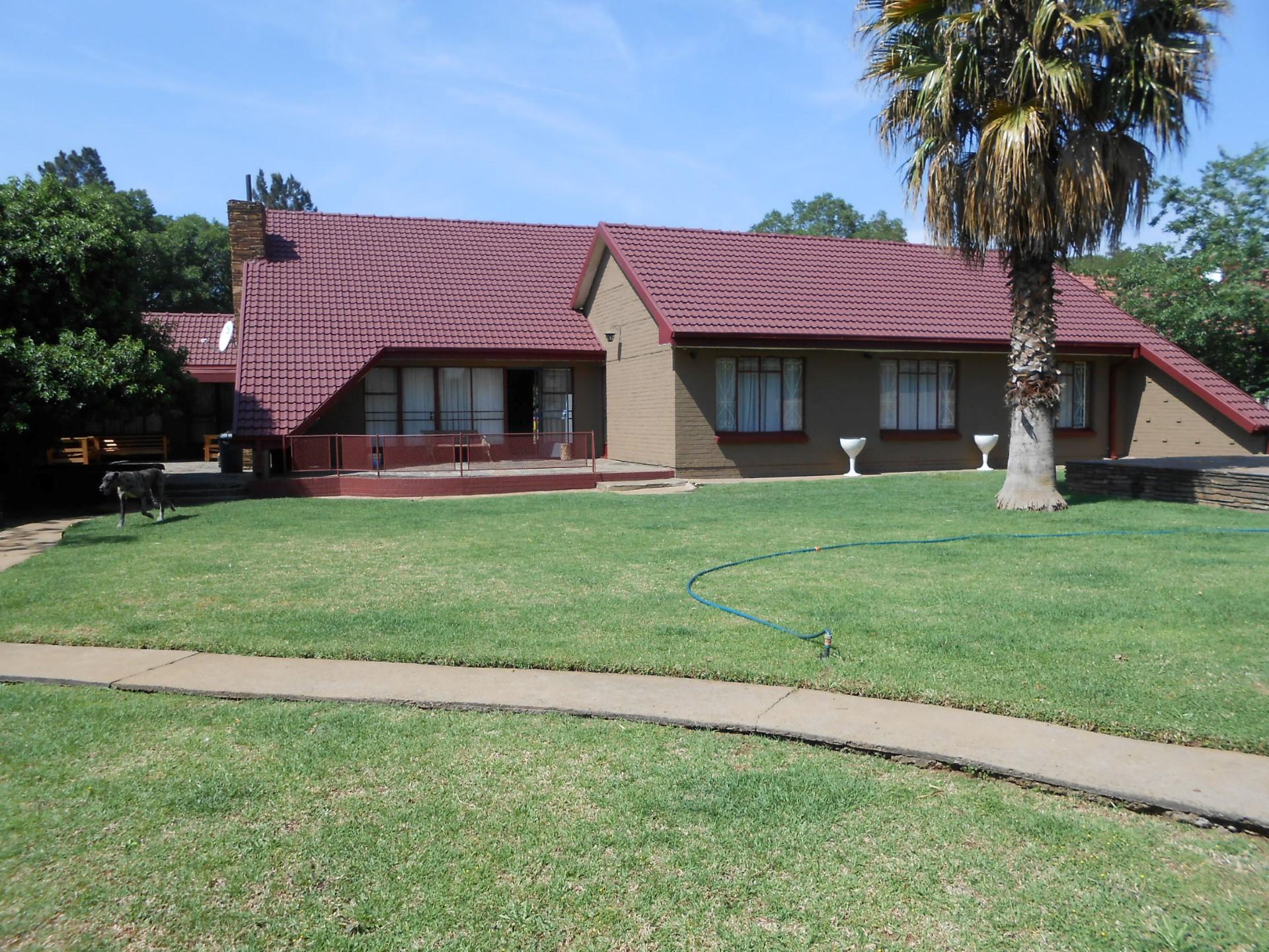 Front View of property in Vanderbijlpark