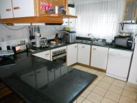 Kitchen - 13 square meters of property in Winklespruit