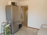 Kitchen - 10 square meters of property in Dawn Park