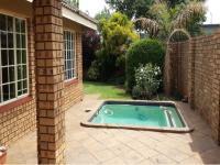 3 Bedroom 2 Bathroom Sec Title for Sale for sale in Middelburg - MP