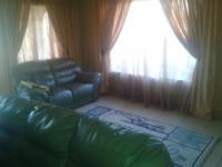 Lounges of property in Lenasia South