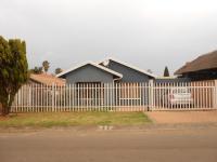 3 Bedroom 2 Bathroom House for Sale for sale in Lenasia South