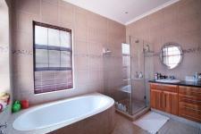 Main Bathroom - 14 square meters of property in Six Fountains Estate