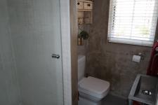 Bathroom 1 - 3 square meters of property in Jacobs Bay