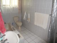 Bathroom 1 - 7 square meters of property in Port Edward