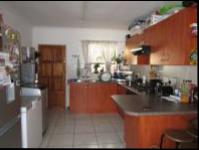 Kitchen - 10 square meters of property in Riversdale