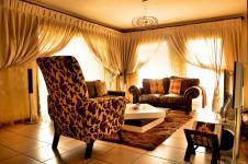 Lounges - 15 square meters of property in Vereeniging