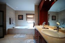 Main Bathroom - 21 square meters of property in The Wilds Estate