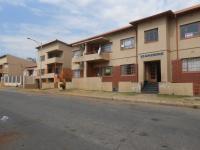 2 Bedroom 1 Bathroom Flat/Apartment for Sale for sale in Luipaardsvlei