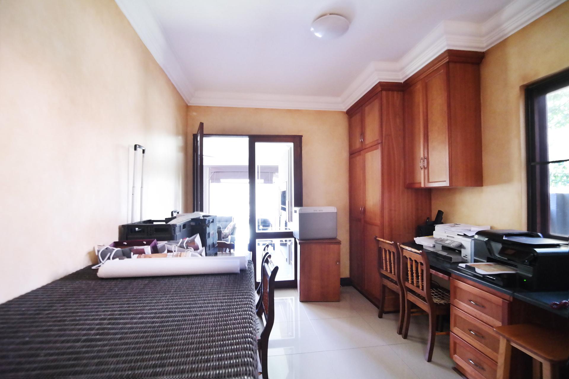 Study - 18 square meters of property in Woodhill Golf Estate