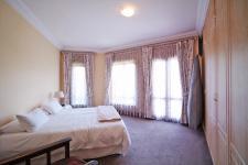 Bed Room 1 - 24 square meters of property in Woodhill Golf Estate